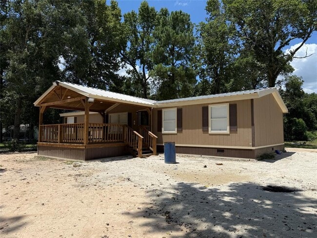Building Photo - 16767 Oak Knoll Dr