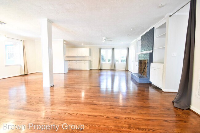 Foto del edificio - 4 br, 3 bath House - 706 Emeline Ave