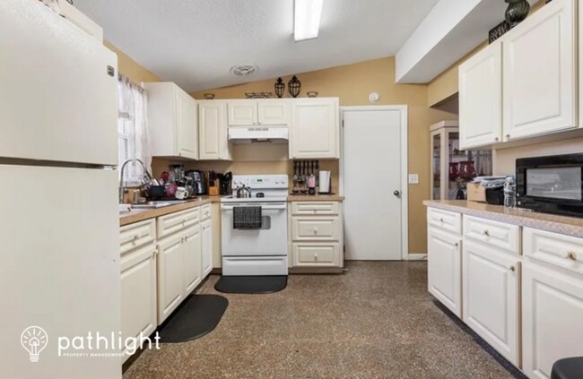Foto del edificio - 3002 Venice Way, Lakeland, FL, 33803