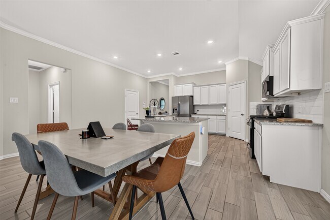 Foto del edificio - 2335 Pumpkin Patch Ln