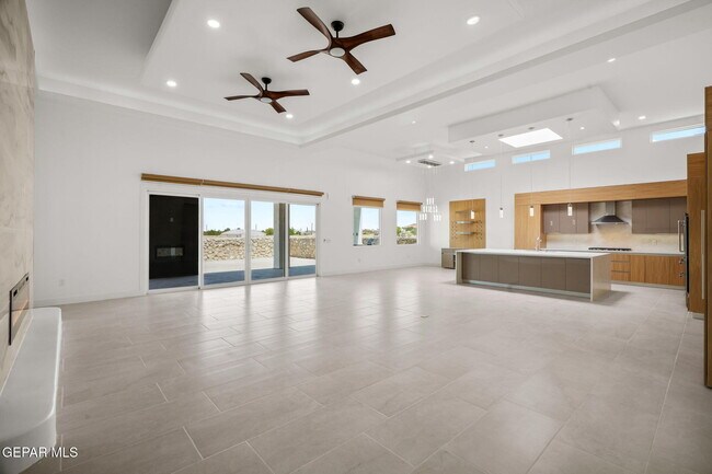 Building Photo - 11337 Ardelle Ave