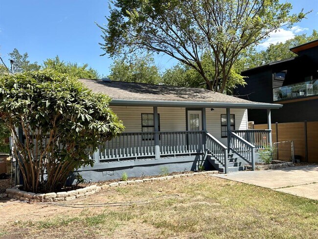 Foto del edificio - 1123 Christie Dr