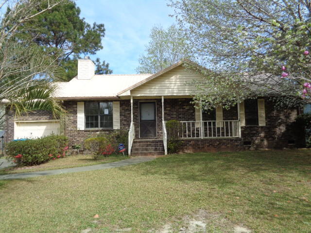 Foto del edificio - 3 bedroom brick home in Summerville