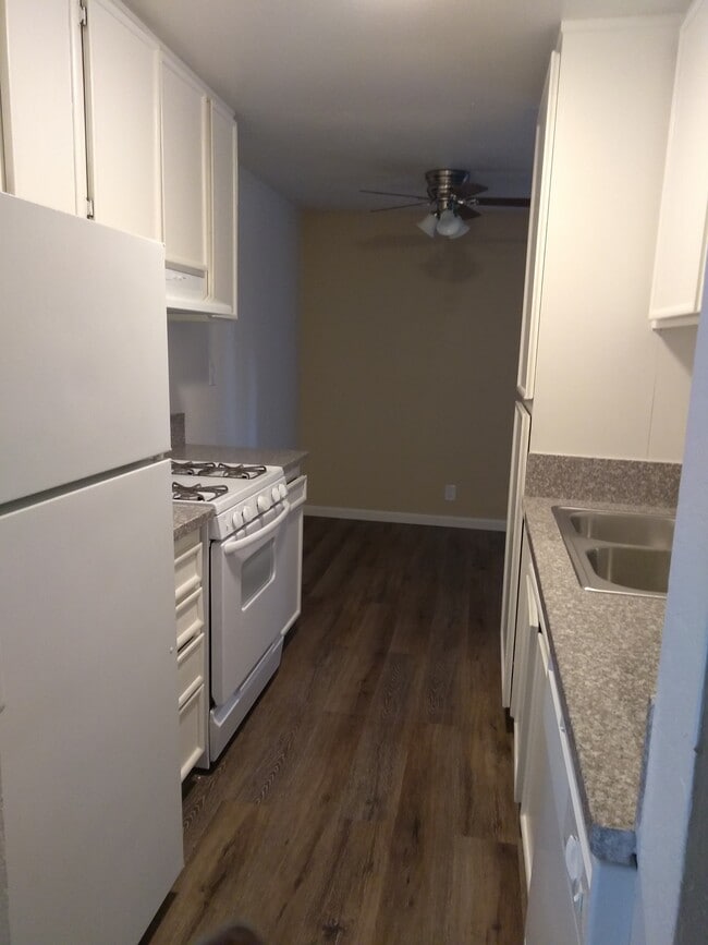 Building Photo - The Laurel Tree Apartments