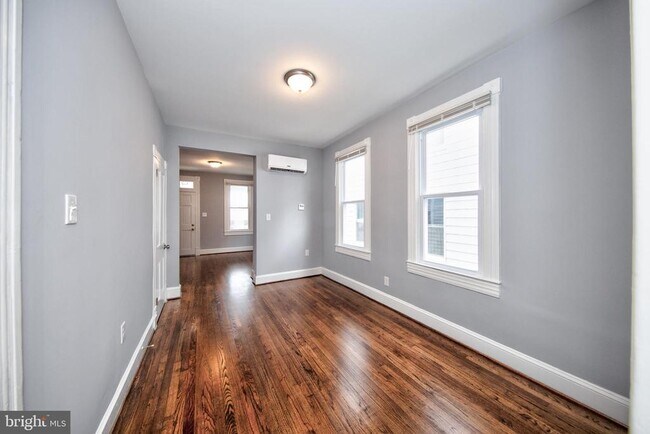 Foto del edificio - 655 Bourbon St