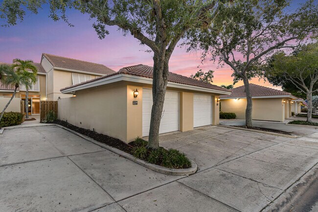 Foto del edificio - 229 Old Meadow Way