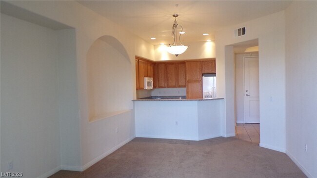 Building Photo - 32 E Serene Ave