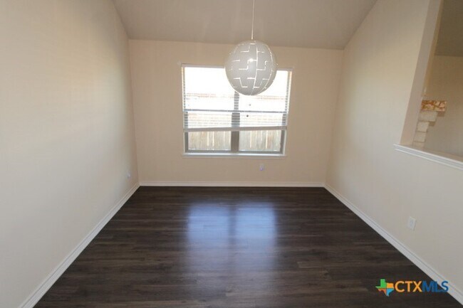 Foto del edificio - 2517 Nolan Creek St