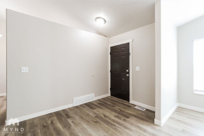 Foto del edificio - 1340 N 3850 W