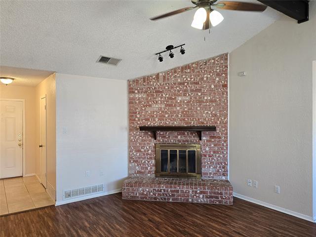 Foto del edificio - 552 Greenway Dr