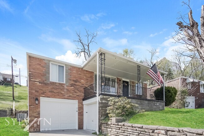 Enjoy the coziness of this darling home photo'