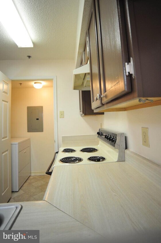 1504 Lincoln Way Unit 319, McLean, VA 22102 Condo for Rent in McLean, VA