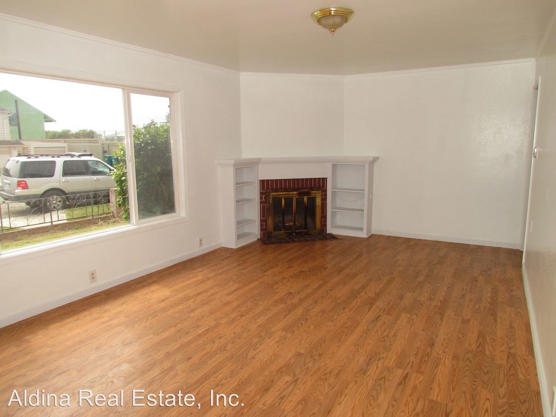 Building Photo - 50 Florence Ave