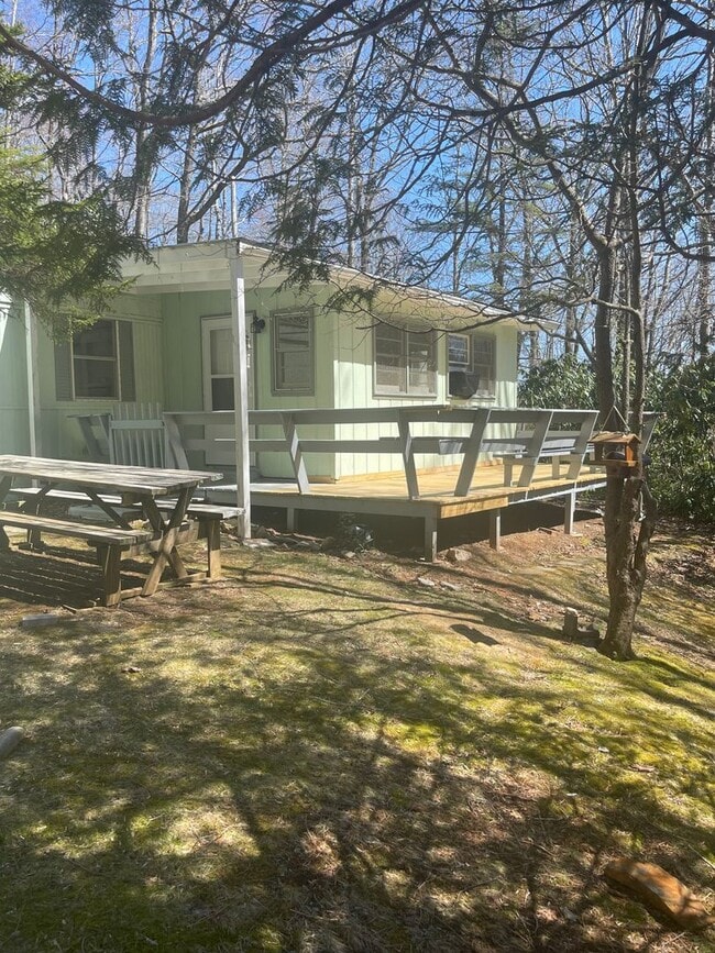 478 Shuford Creek Rd, Burnsville, NC 28714 House Rental in Burnsville