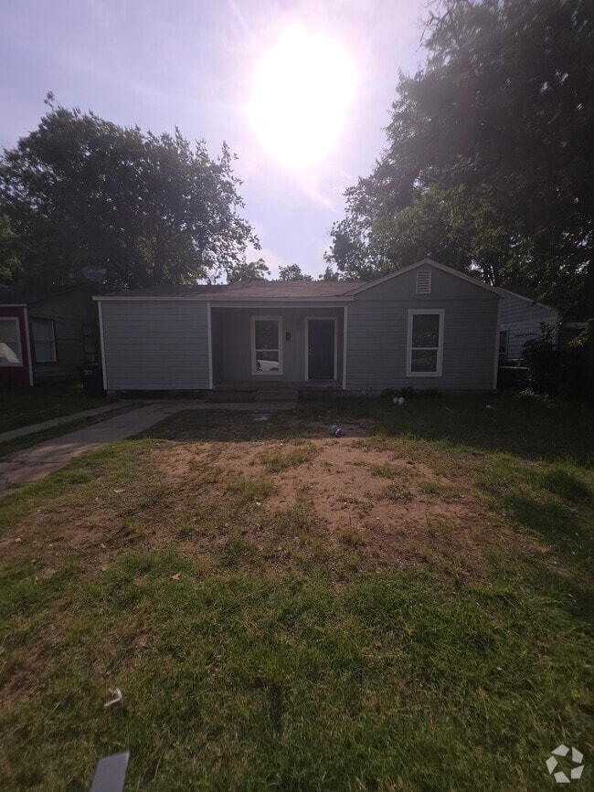 Building Photo - 3613 Bright St