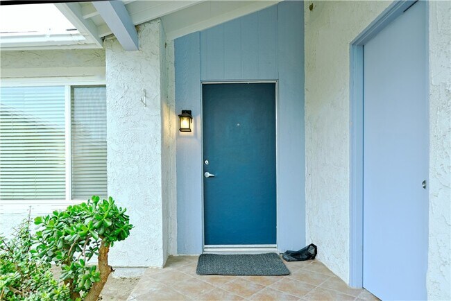 Foto del edificio - 13142 Reedley St