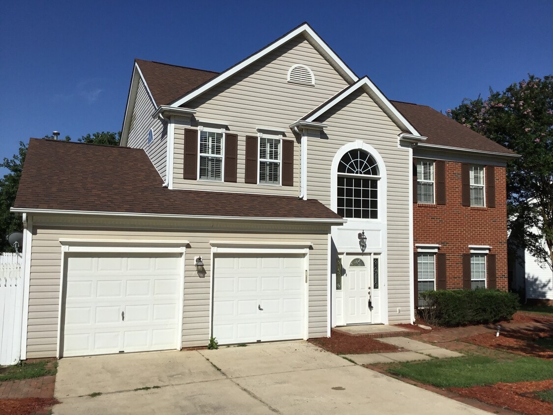 14728 Pomerol Lane House Rental in Pineville, NC