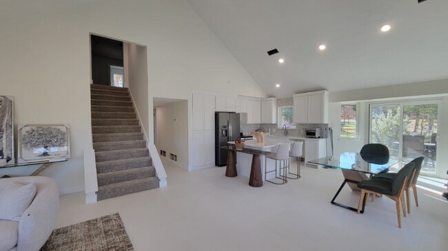 Building Photo - 317 Kowa