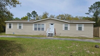 Building Photo - 13417 Tyrone St