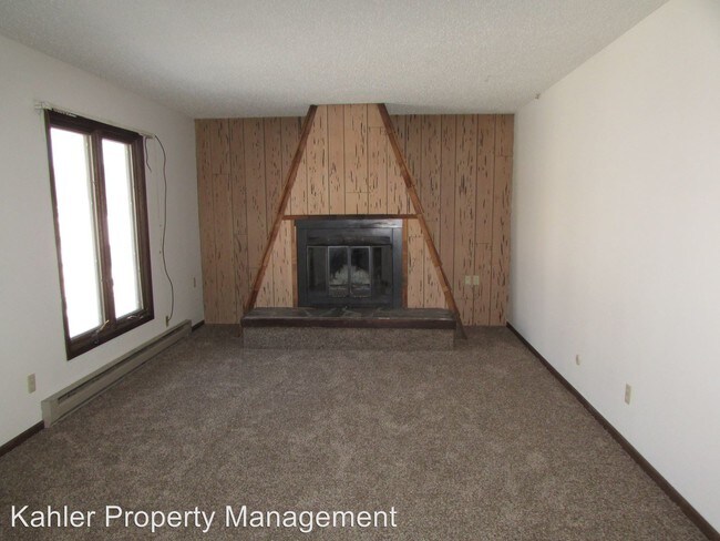 Building Photo - 23020 Hisega Rd
