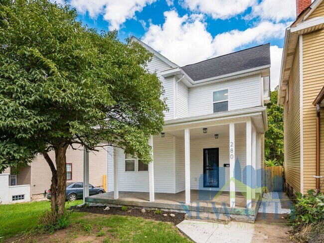 Foto del edificio - WAIVED $100 ADMIN FEE CALL TODAY!  Fully R...