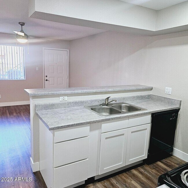 Foto del edificio - 12231 N 19th St