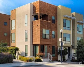 Building Photo - 298 Friedell St