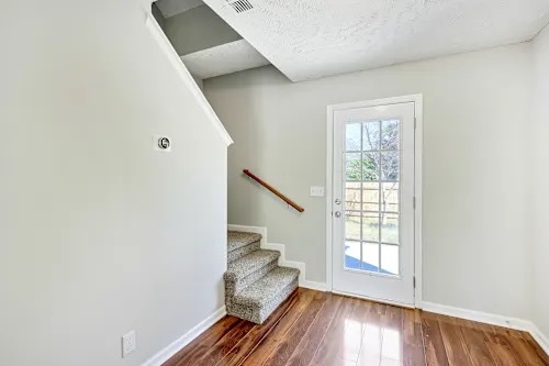 Building Photo - 4897 Nina Marie Ave