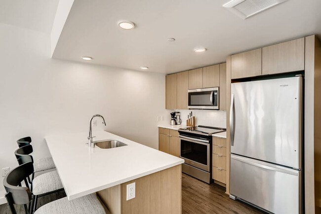 Foto del edificio - 1001 Minor Ave