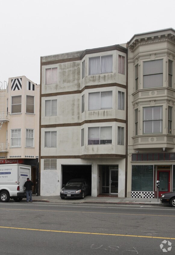 Building Photo - 861 Valencia St
