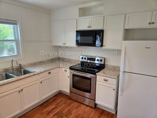 Building Photo - Cute 2 Bedroom in Decatur!
