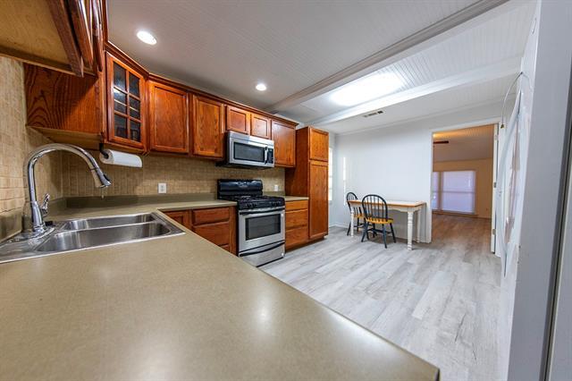 Foto del edificio - 836 Dent St