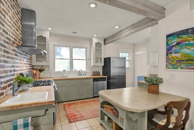 Foto del edificio - Gorgeous Historic Home in Downtown Wilmington