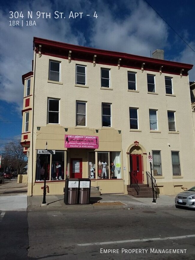 Building Photo - 304 N Ninth St
