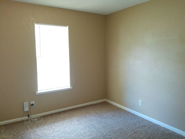 Foto del edificio - 10609 Kingwood Dr