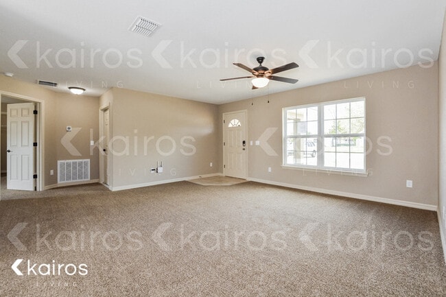 Building Photo - 13691 SW 43rd Cir