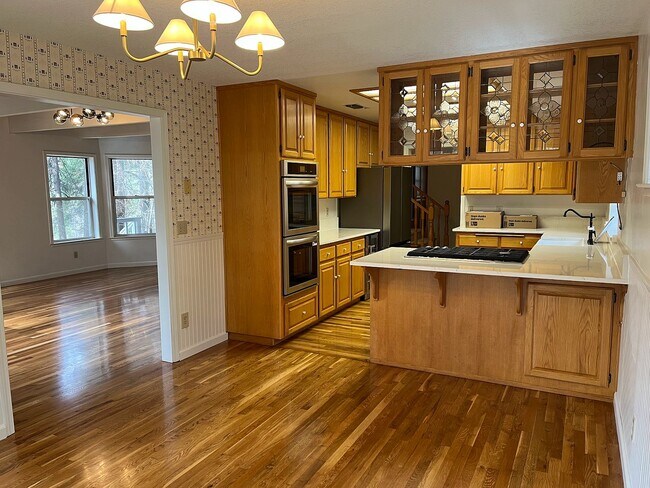Foto del edificio - 11551 Forest View Dr
