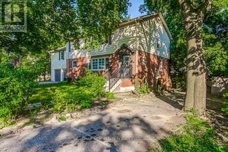 Building Photo - 302 Maple Ave