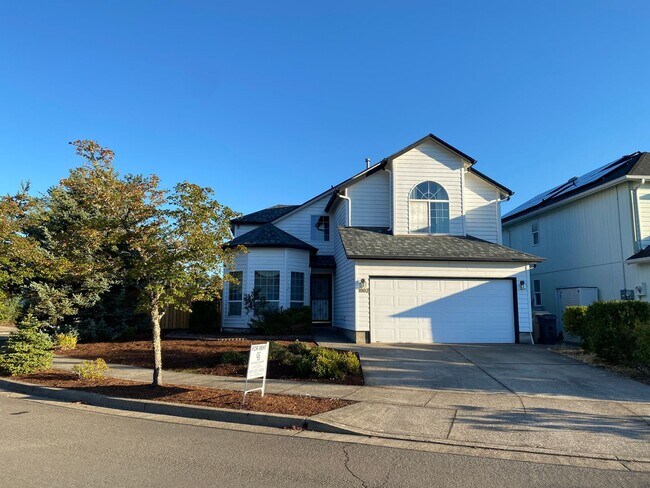 Foto del edificio - Spacious & Updated 4 Bedroom 2.5 Bath In Highly Desirable SW Corvallis Neighborhood!