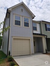 Building Photo - 54 E Grove Point Dr