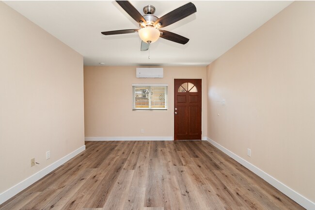 Foto del edificio - Private South Redondo Beach Back House | Fully Remodeled | 2-Car Garage | Minutes to the Beach!