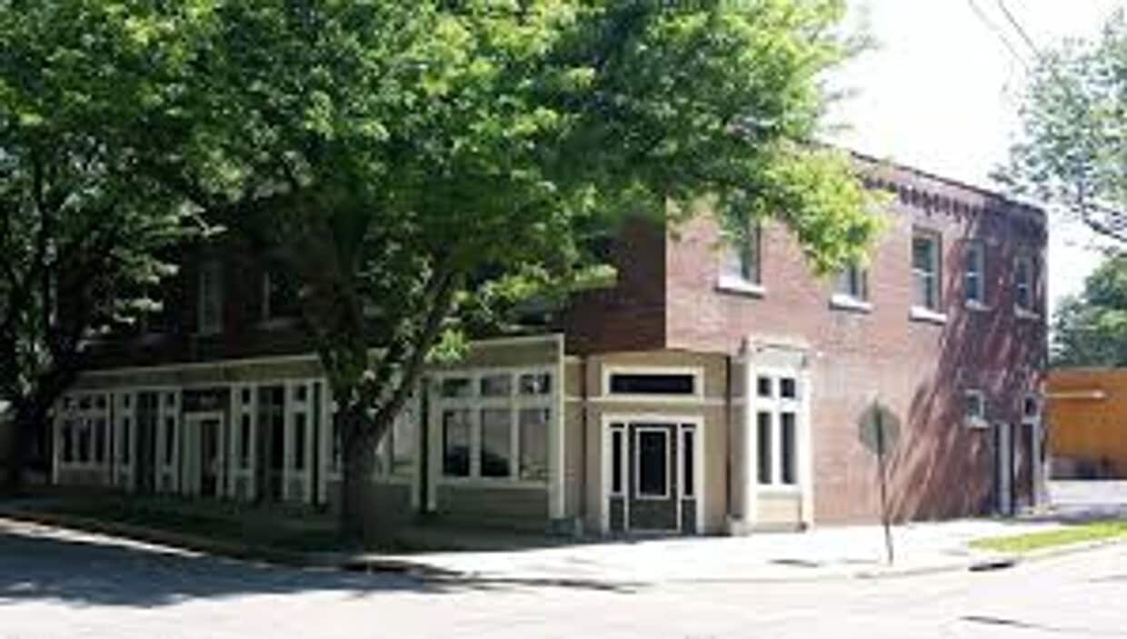 Primary Photo - 3269 Gilham Road