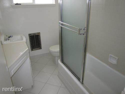 Fotografía del edificio - 419 S Rexford Dr