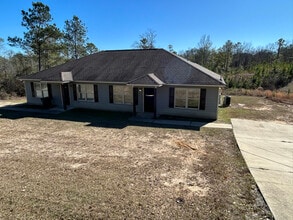 Building Photo - 8 Cal Rd