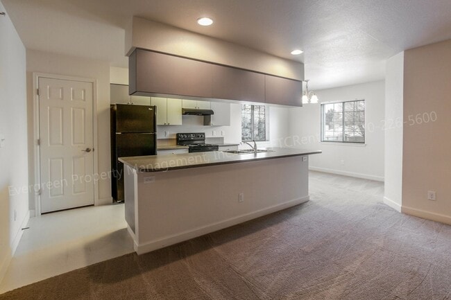 Building Photo - 2173 35th Ave Ct
