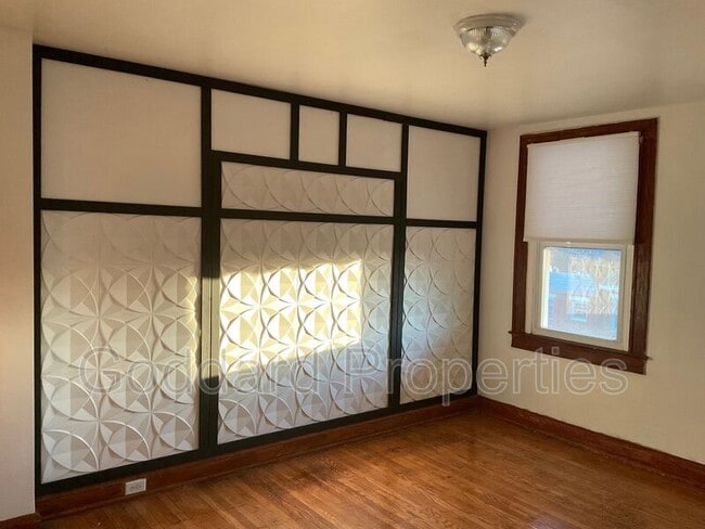 Foto del edificio - 4320 Sheldon Ave