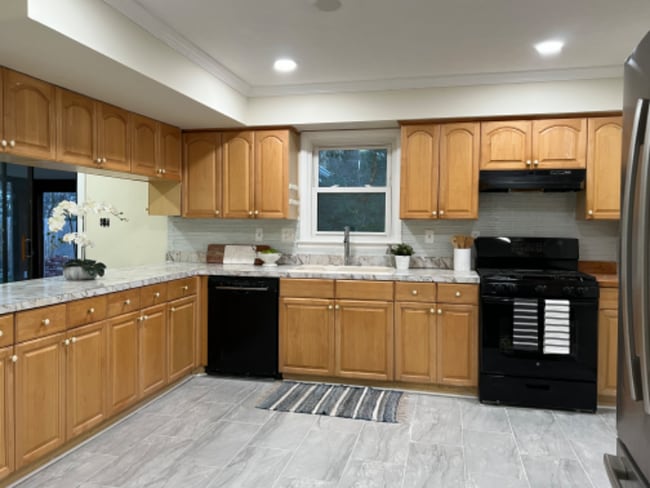 Photo - 12000 Surrey Cir Dr House