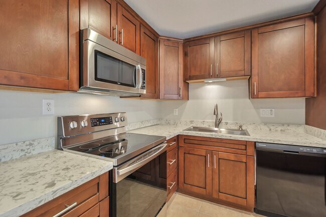 Foto del edificio - 6 BED HOUSE CLOSE TO ASU CAMPUS