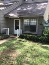 Building Photo - 343 Whetherbine Way W