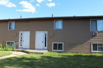 Building Photo - 1016 N Maple St